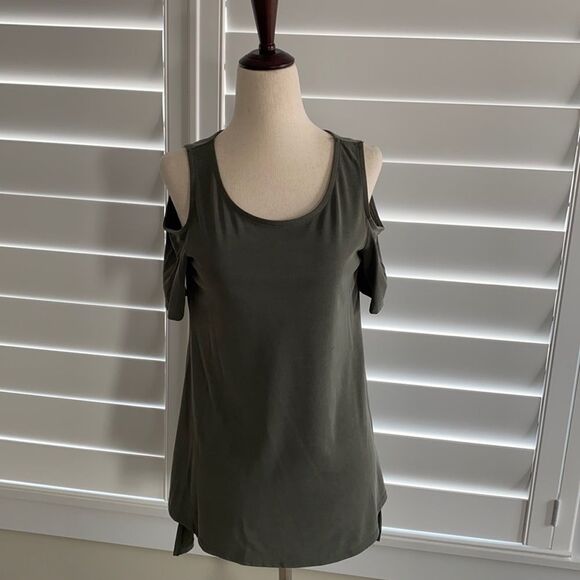 Ten Sixty Sherman Tops - Ten Sixty Sherman sz M cold shoulder tunic length high low top blouse green